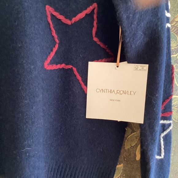 Cynthia Rowley 100% 2-Ply Cashmere Navy Red/White Stars Embroidered Sweater XL - Picture 4 of 14